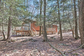 Creekside Arrowhead Lake House with Dock and Canoe! Pocono Pines